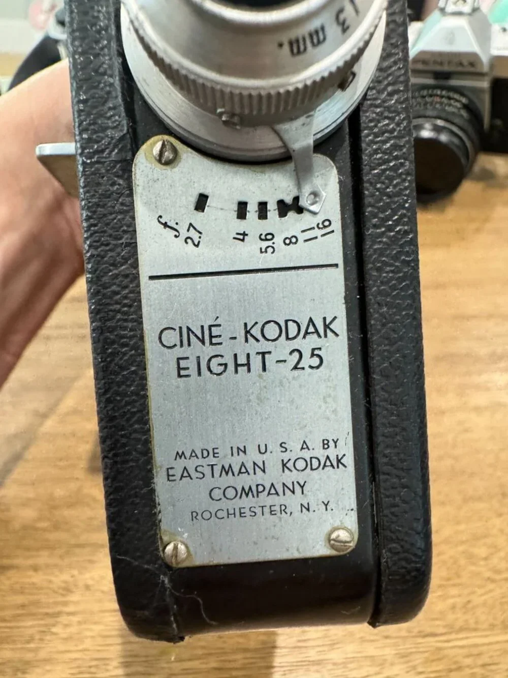 Vintage 1930s Cine Kodak Eight Model 25 — 8mm Film Movie Camera